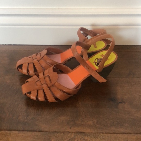Camper cognac closed-toe heels - Picture 3 of 6